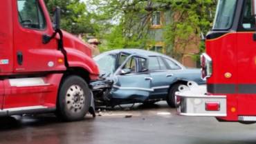Knowing What to Do After a Highway Accident Occurs